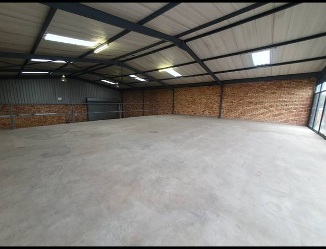 454M² WAREHOUSE TO LET IN CROWN